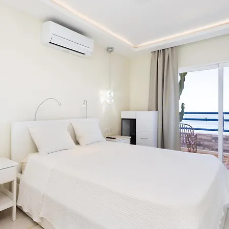 Luxurioese Mit Meerblick With Heated Pool In Playa Paraiso Costa Adeje (Tenerife)