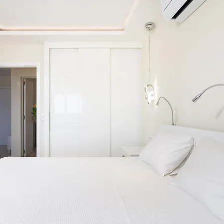 Luxurioese Mit Meerblick With Heated Pool In Playa Paraiso アパート アデヘ